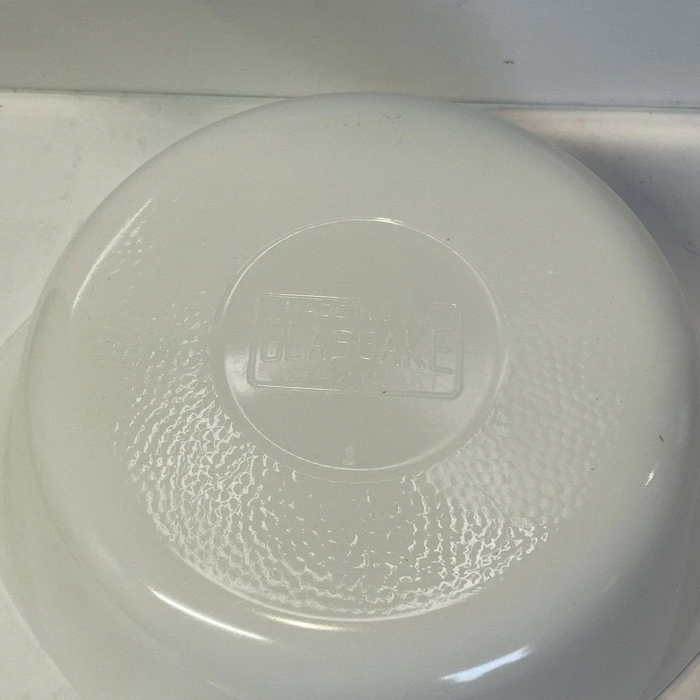 Glasbake White Milk Glass Covered Casserole Dish Metal Carry Basket USA‎ Japan